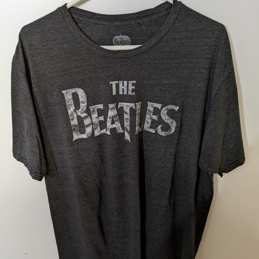 The Beatles Apple Records Official Beatles Logo Tee.  SIZE XL.